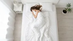 I pyjamas eller inte: Att sova utan kläder kan bidra till snabbare viktminskning